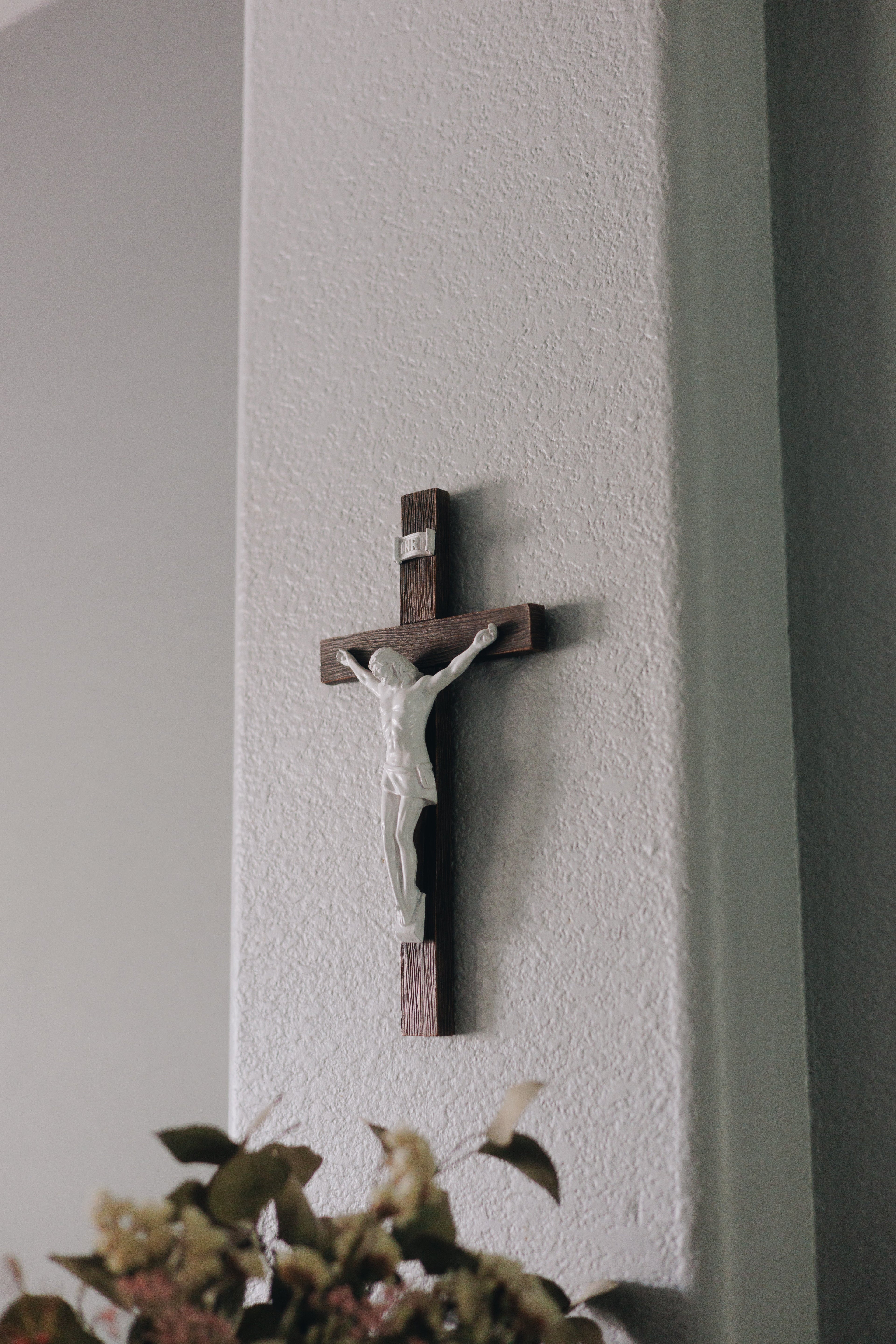 Wall Crucifix // 12 inch
