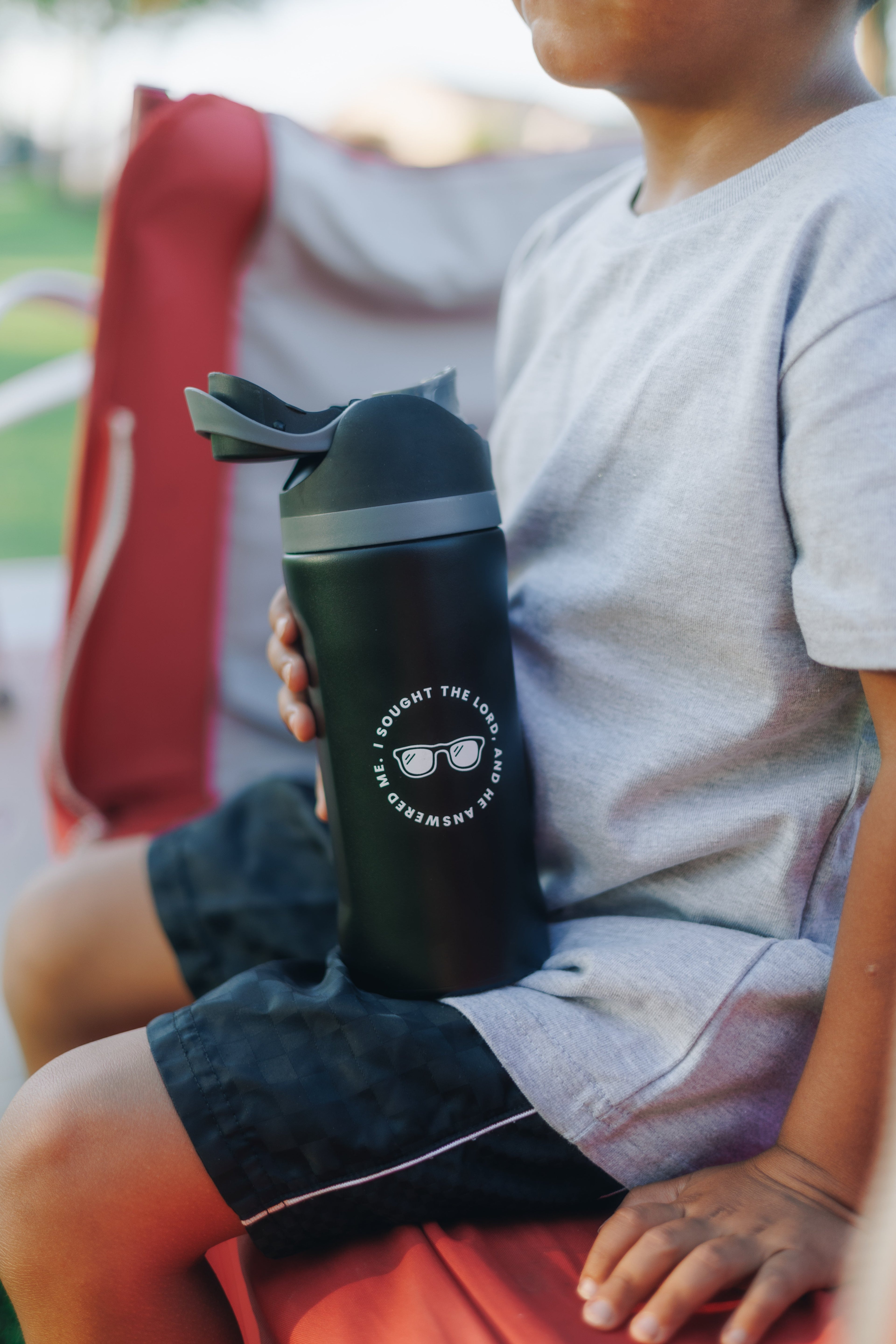 I Sought the Lord Black Kids Water Bottle