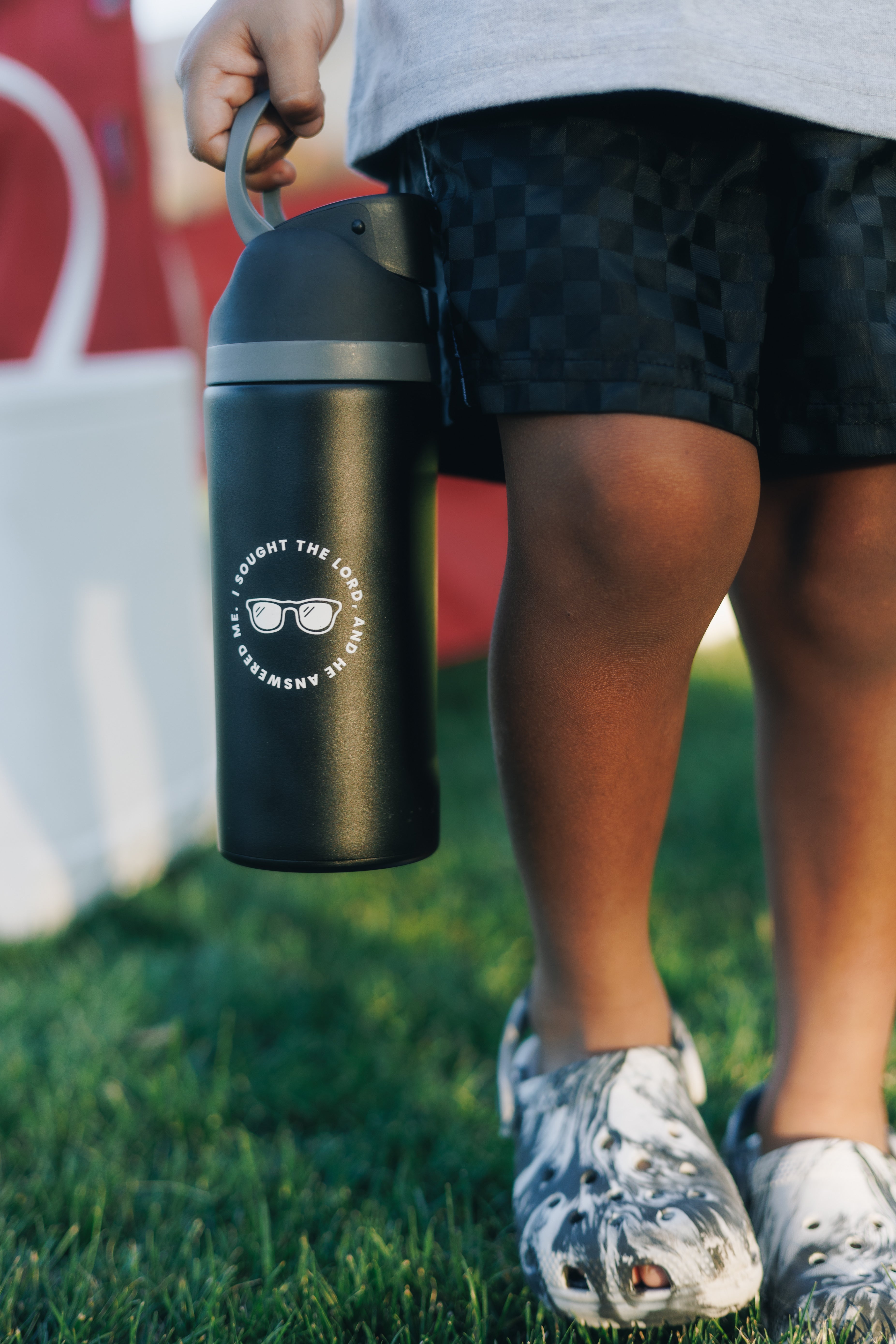 I Sought the Lord Black Kids Water Bottle