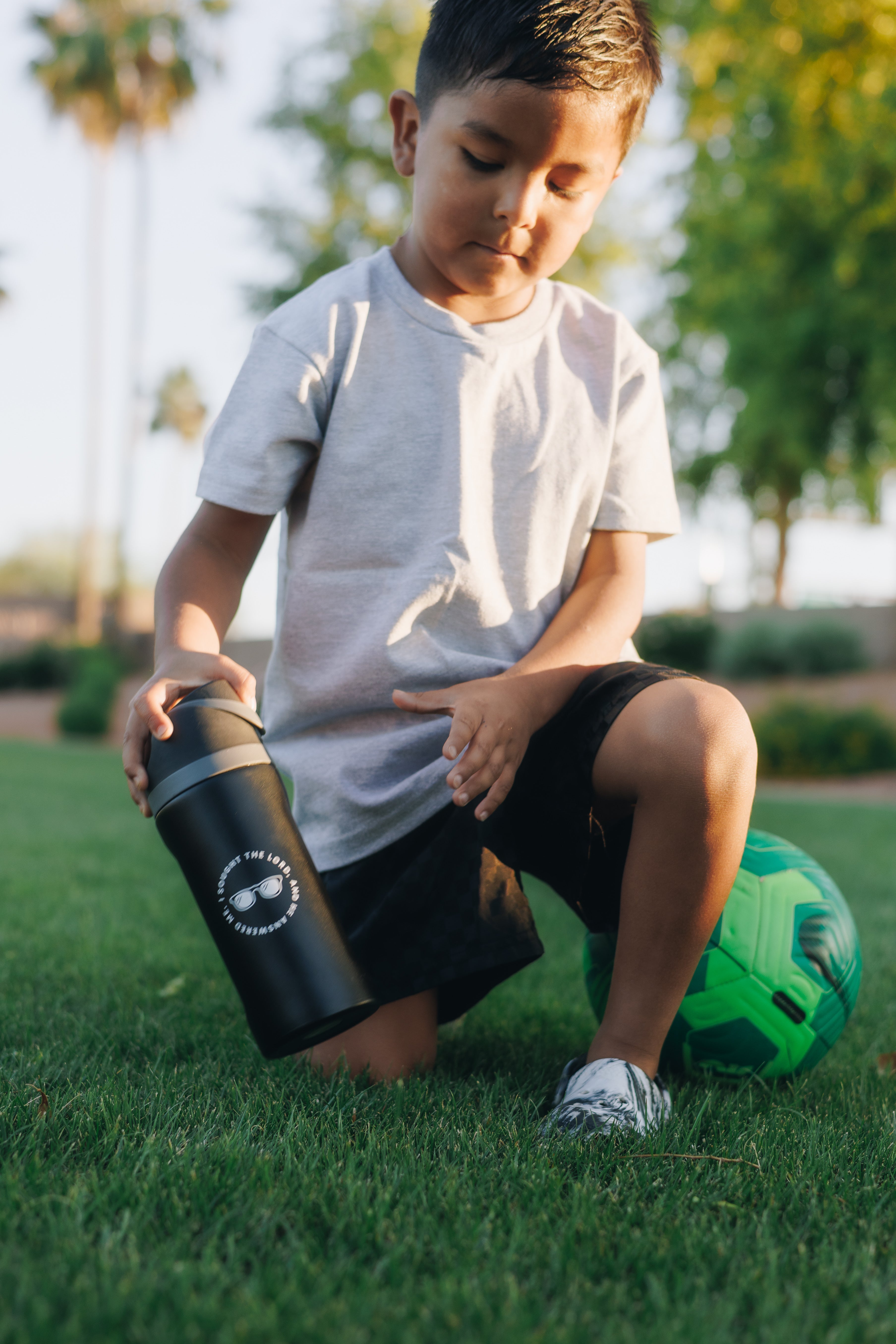 I Sought the Lord Black Kids Water Bottle