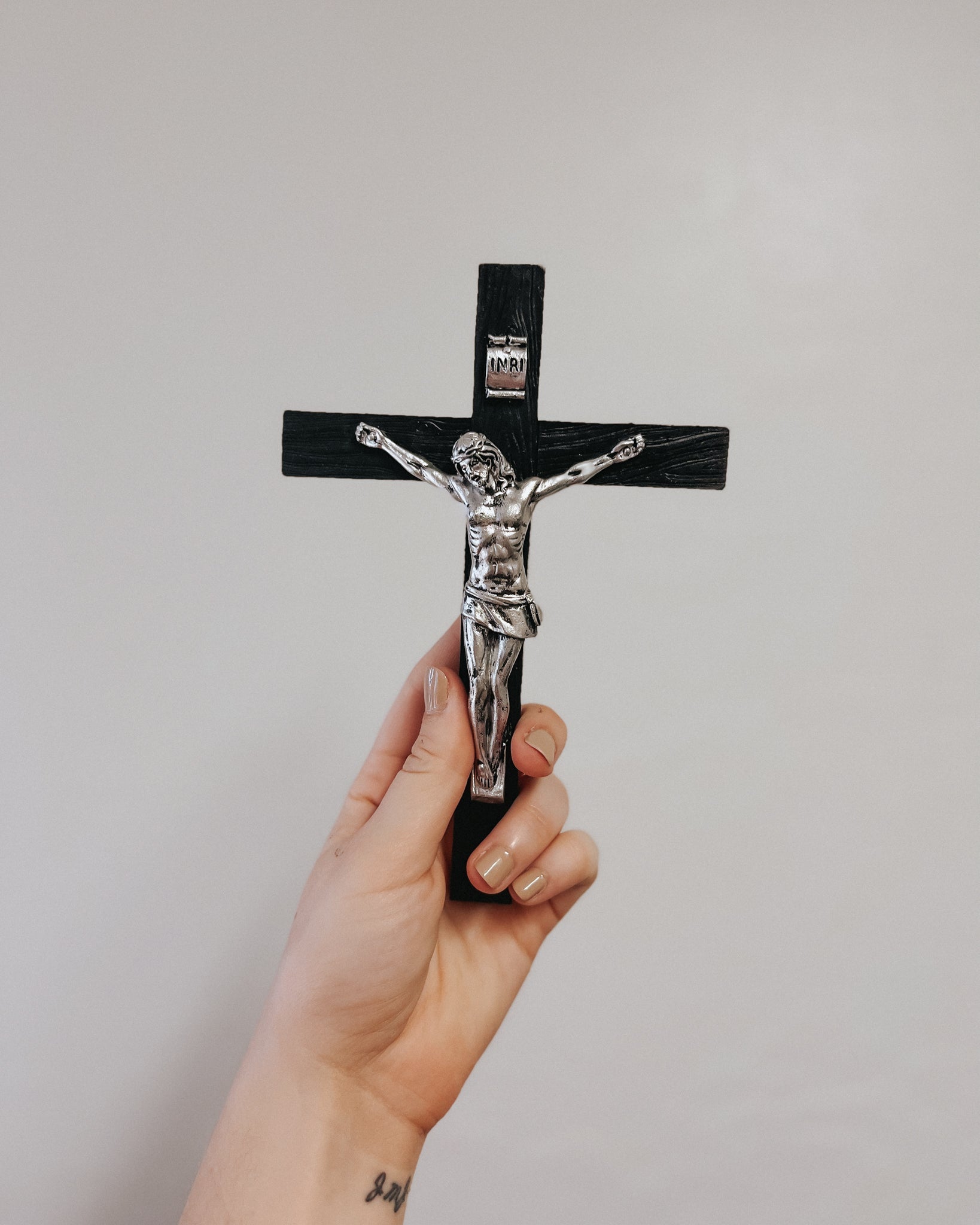 Wall Crucifix // 8 inch